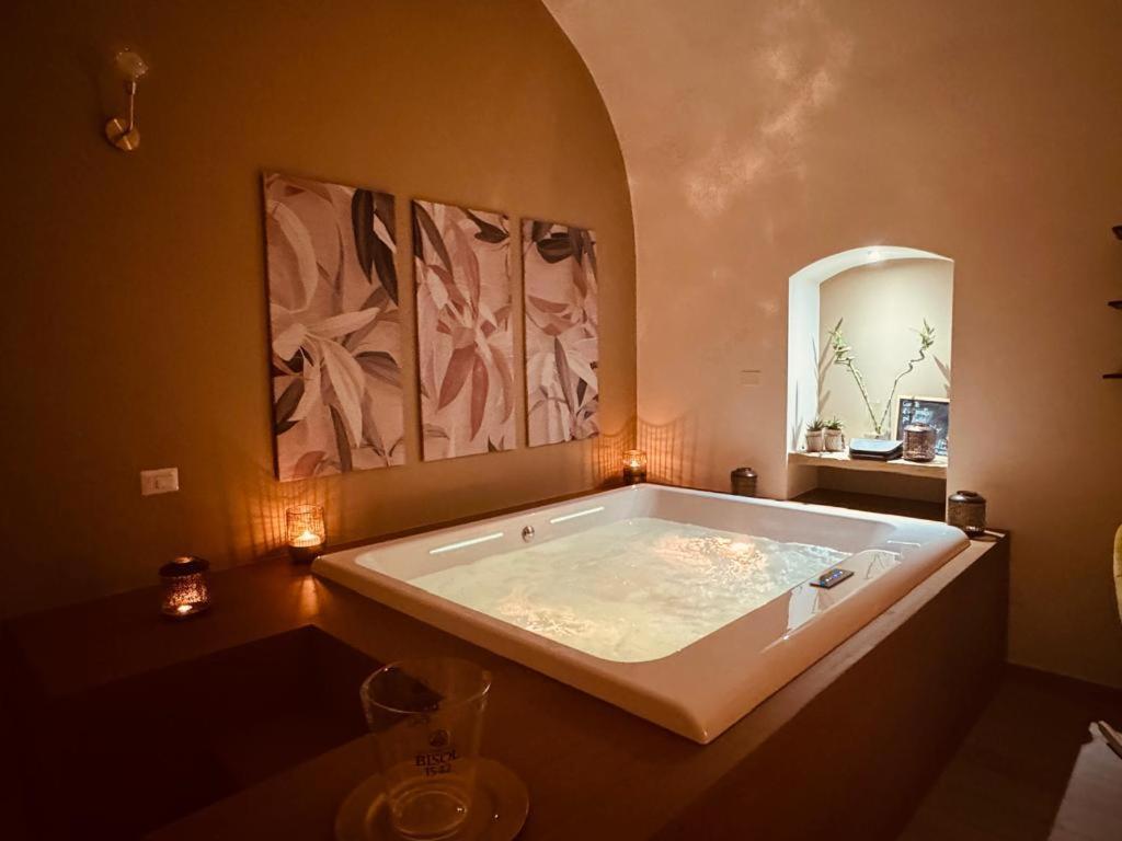 Muralta Suite & Luxury Rooms Альтамура Экстерьер фото